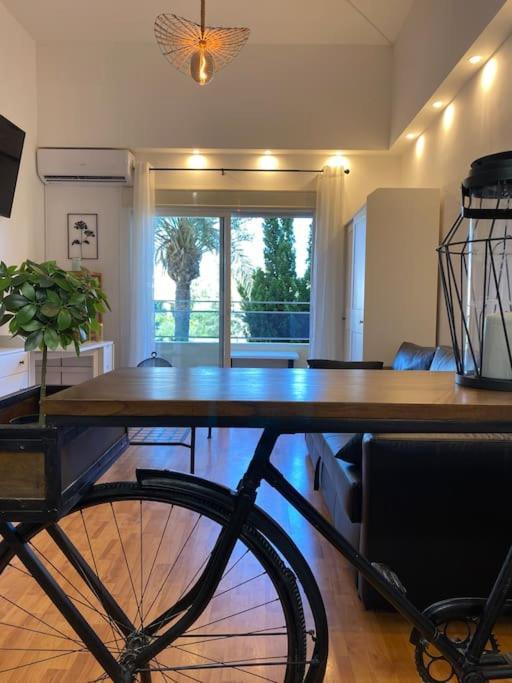 베날마데나코스타 Klimatyczny Loft I Egzotyczny Basen 아파트 외부 사진