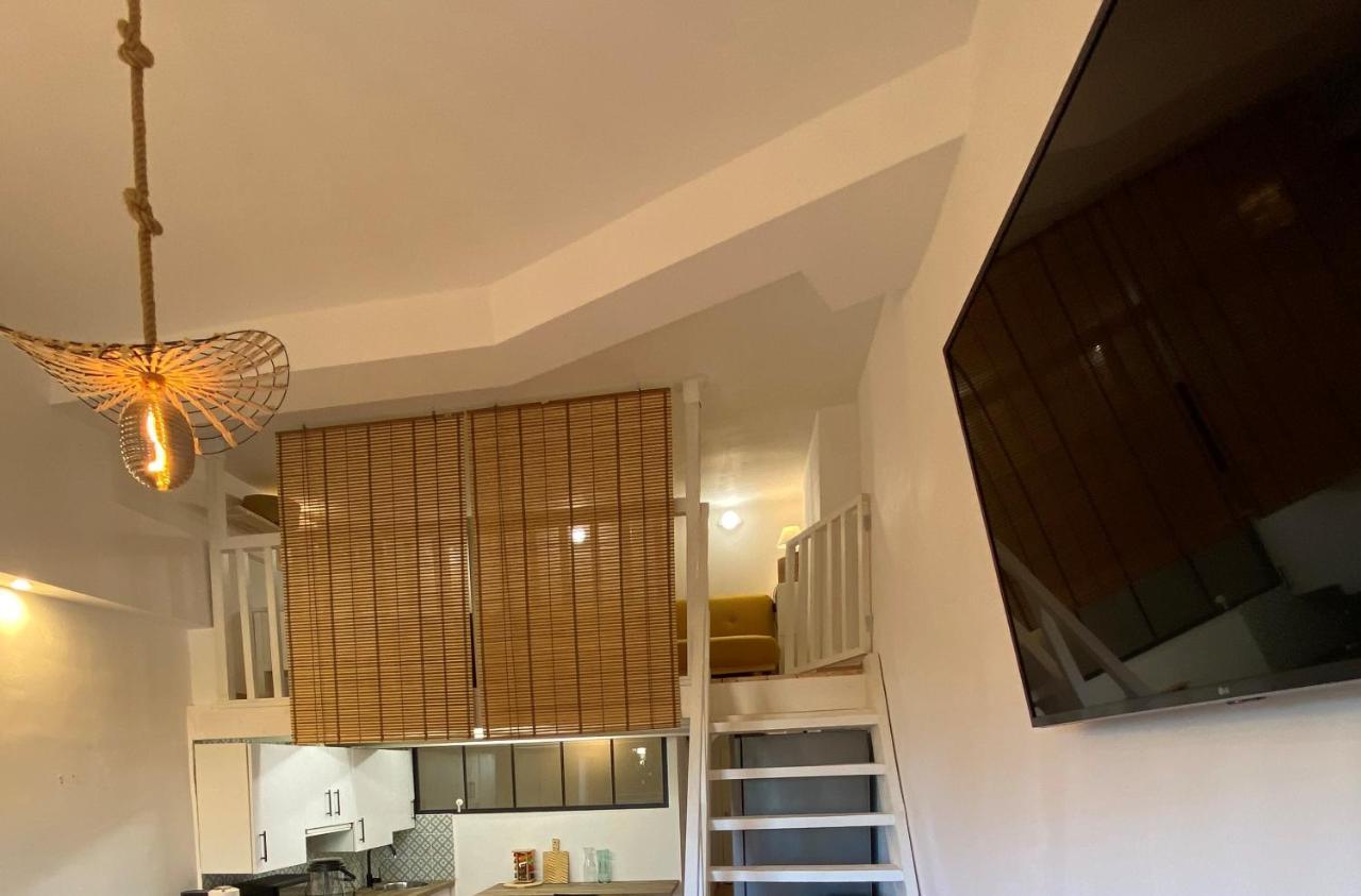 베날마데나코스타 Klimatyczny Loft I Egzotyczny Basen 아파트 외부 사진